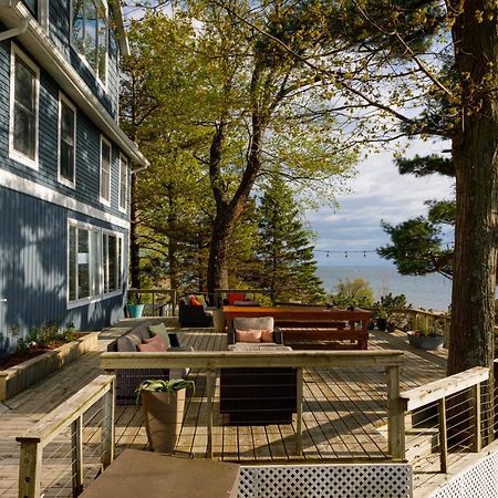 Looking Glass Beachfront Inn Grand Haven Exterior foto