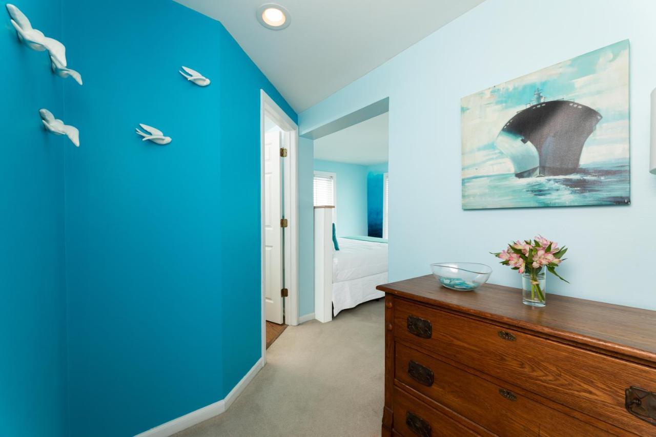 Looking Glass Beachfront Inn Grand Haven Exterior foto